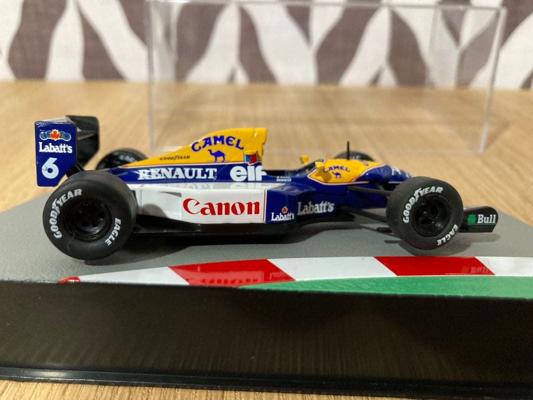 日本未発売　F1マシンコレクション　FW14B パトレーゼ　camel仕様