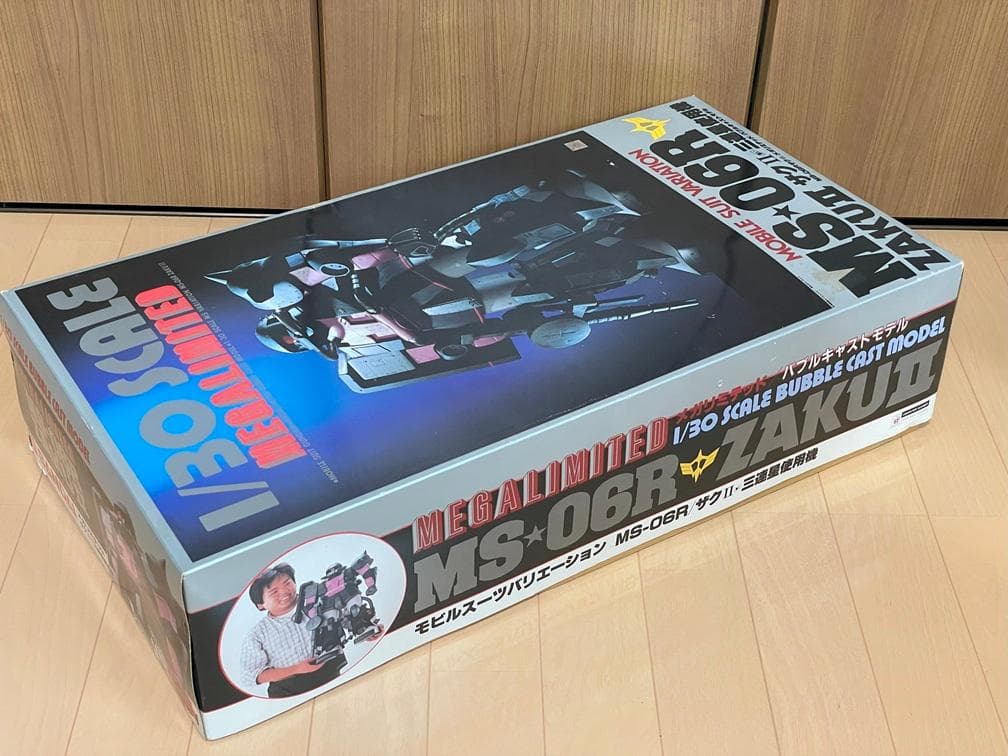 極美品】バブルキャスト 1/30 MS-06R ザクII 黒い三連星使用機 - メルカリ