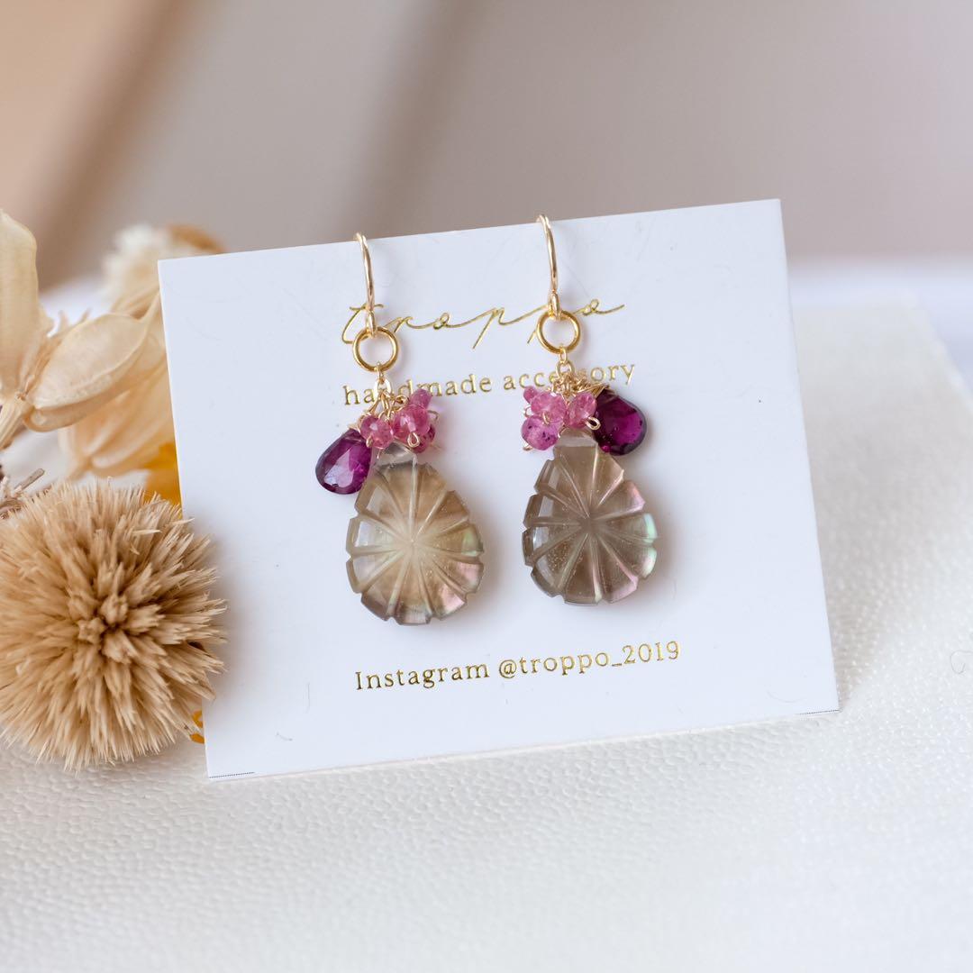 14kgfブラウンマザーオブパールカービングピアス/イヤリング