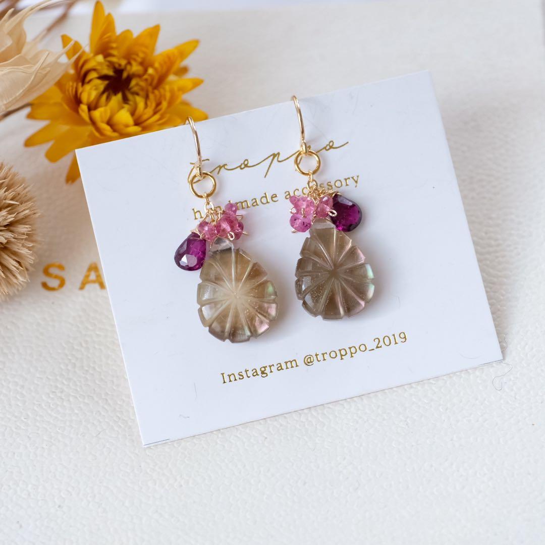 14kgfブラウンマザーオブパールカービングピアス/イヤリング