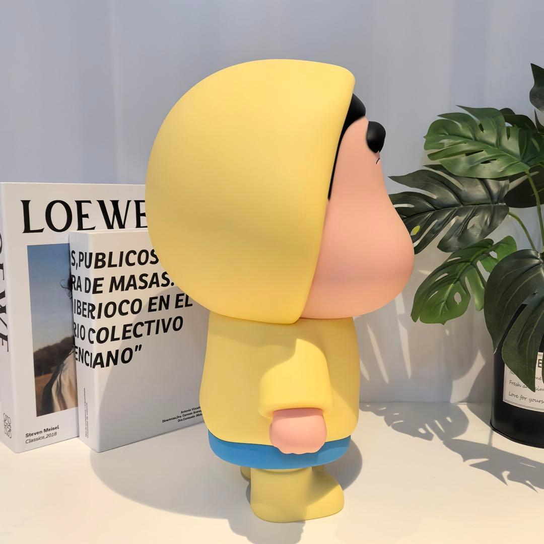 しんちゃん フィギュア高い約37cm