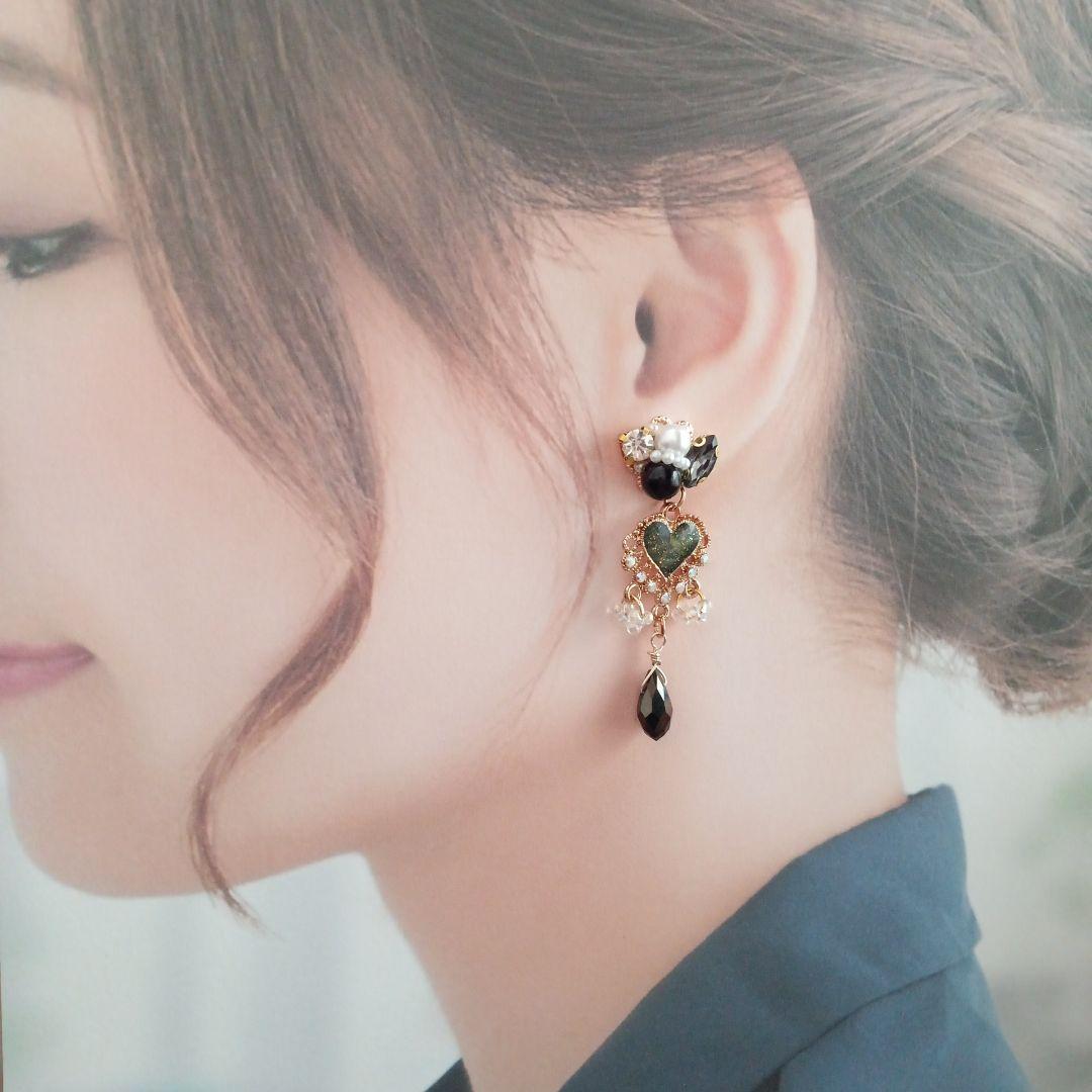 ♡ハンドメイド♡ビジューピアスorイヤリング№196