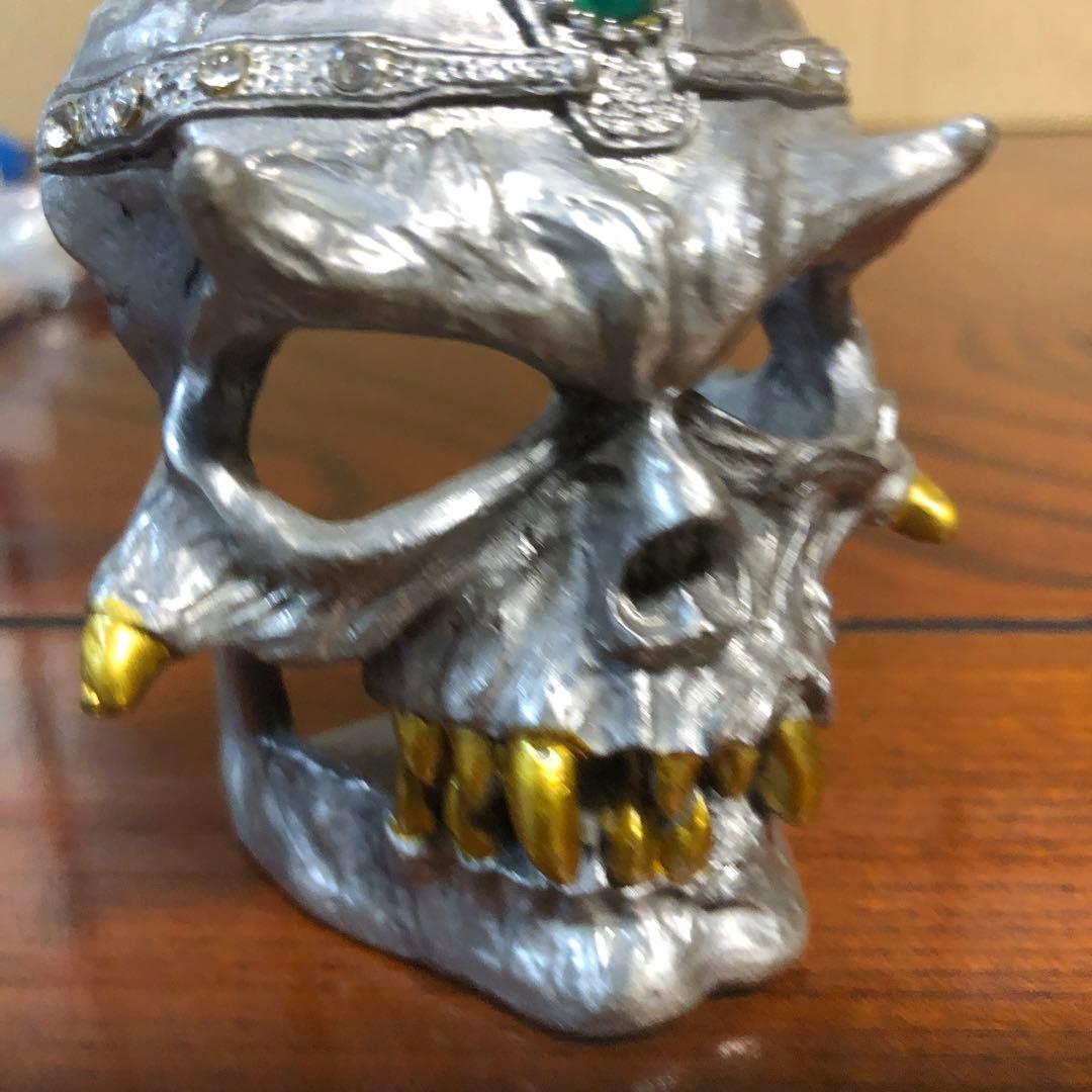 ドクロ 骸骨　置物　金属製