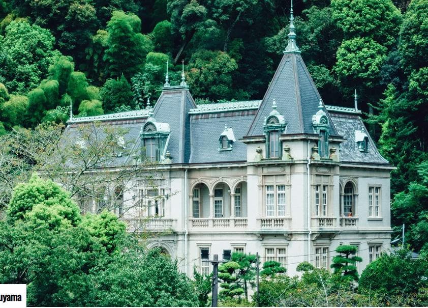 昭和レトロ洋館「萬翠荘」　着色模型