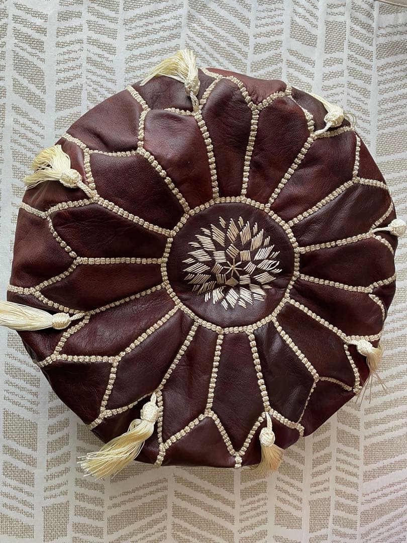 本革ダークブラウンクッションカバー　プフ　モロッコ