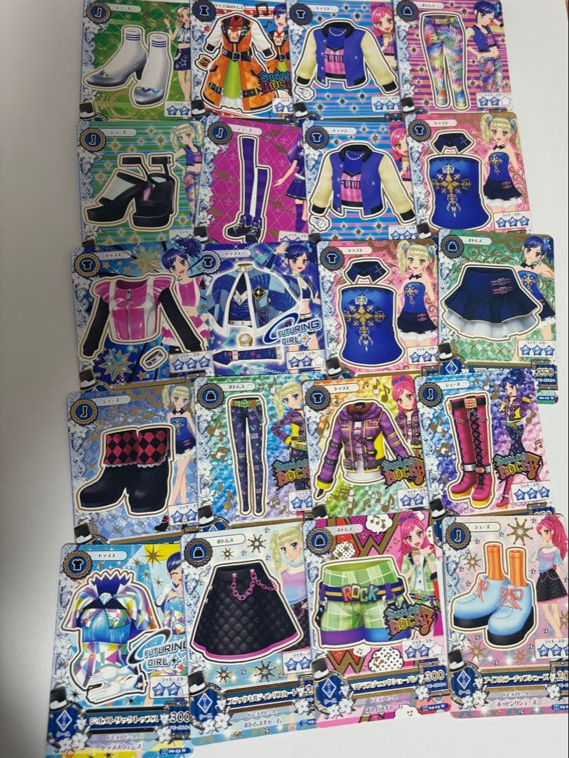 アイカツカード　初期　約300枚　まとめ売り