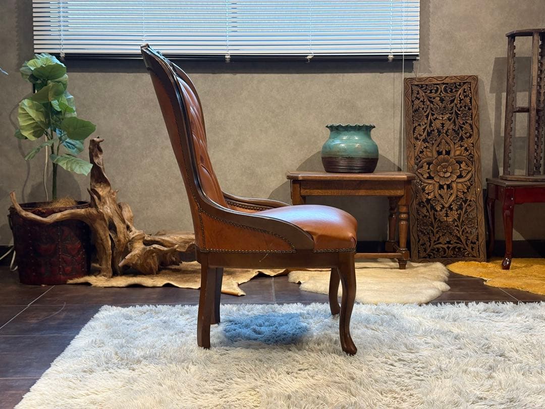 希少　アンティーク　クラシック　鋲打ち　猫脚　ボタンダウン　レザーチェア　GG