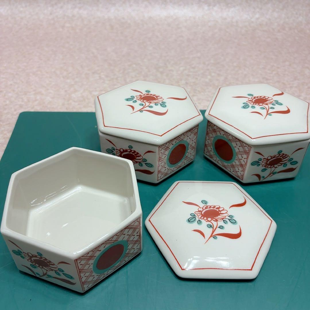 重箱 三段重ね 小鉢 和食器 色絵 食器 陶器花柄六角形陶磁器ボックス