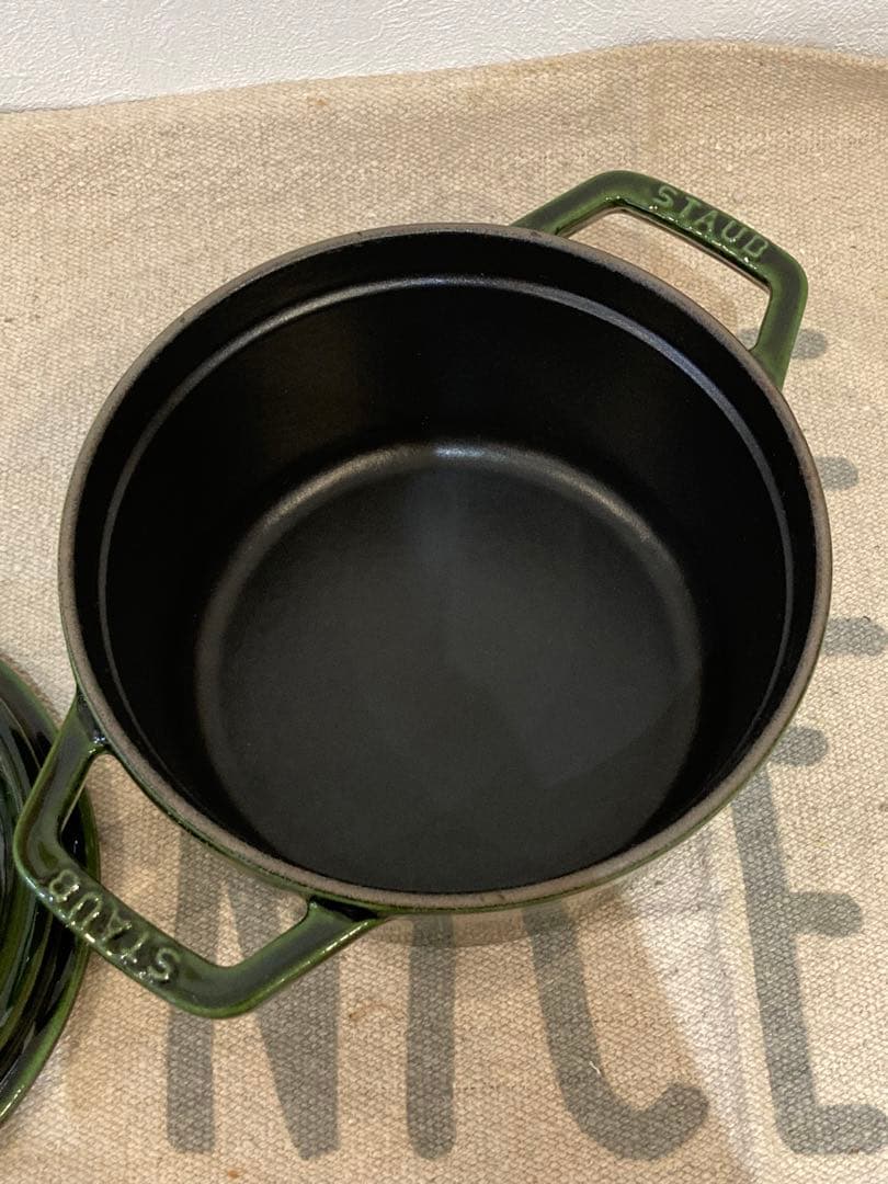 staub cocotte 16 オリーブ　Olive ストウブ　ココット　鍋