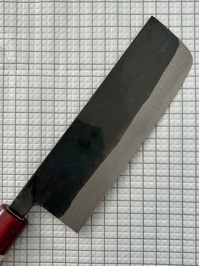 包丁 菜切包丁 菜切 ダマスカス 安来鋼青紙２号 165mm 黒打ち 朴丸柄 ①