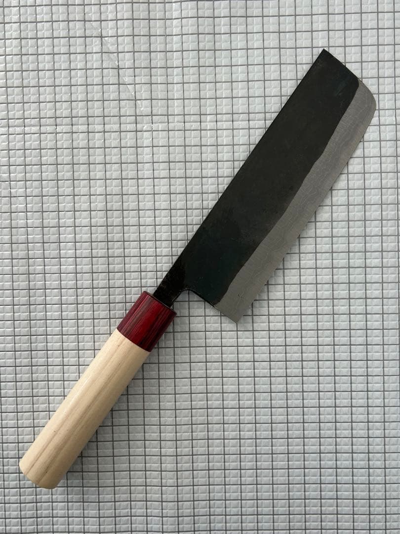 包丁 菜切包丁 菜切 ダマスカス 安来鋼青紙２号 165mm 黒打ち 朴丸柄 ①