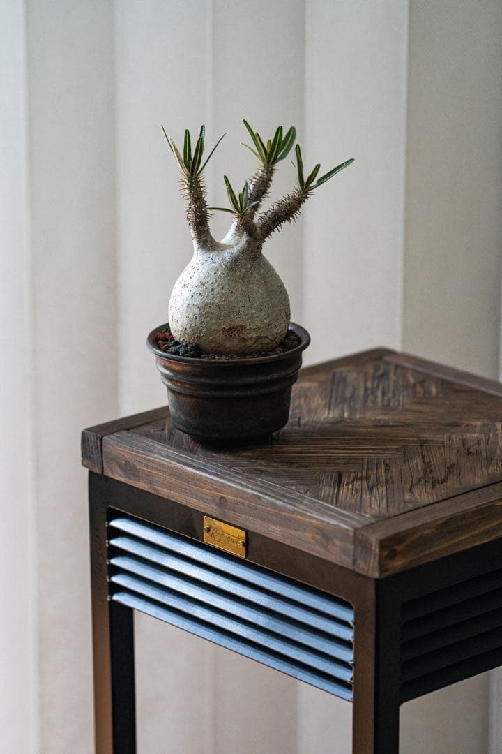 アイアンスツール　スタンド