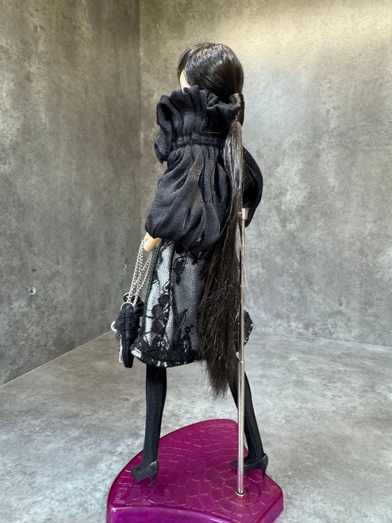 J-Doll ゴシックスタイル ファッションドール 未使用品 外箱なし