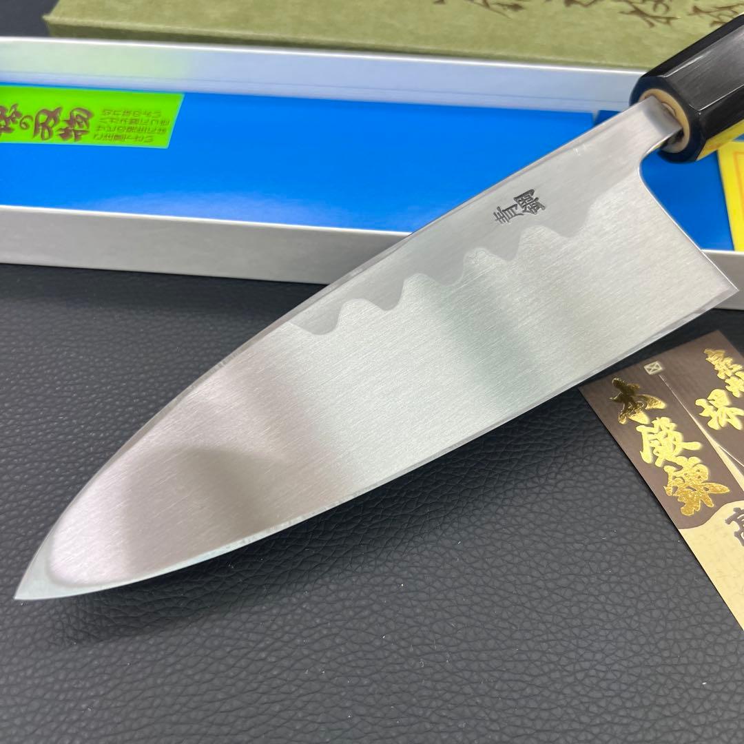 ☆新品未使用☆堺打刃物青鋼出刃包丁150mm五寸水牛白八角柄右片刃堺の