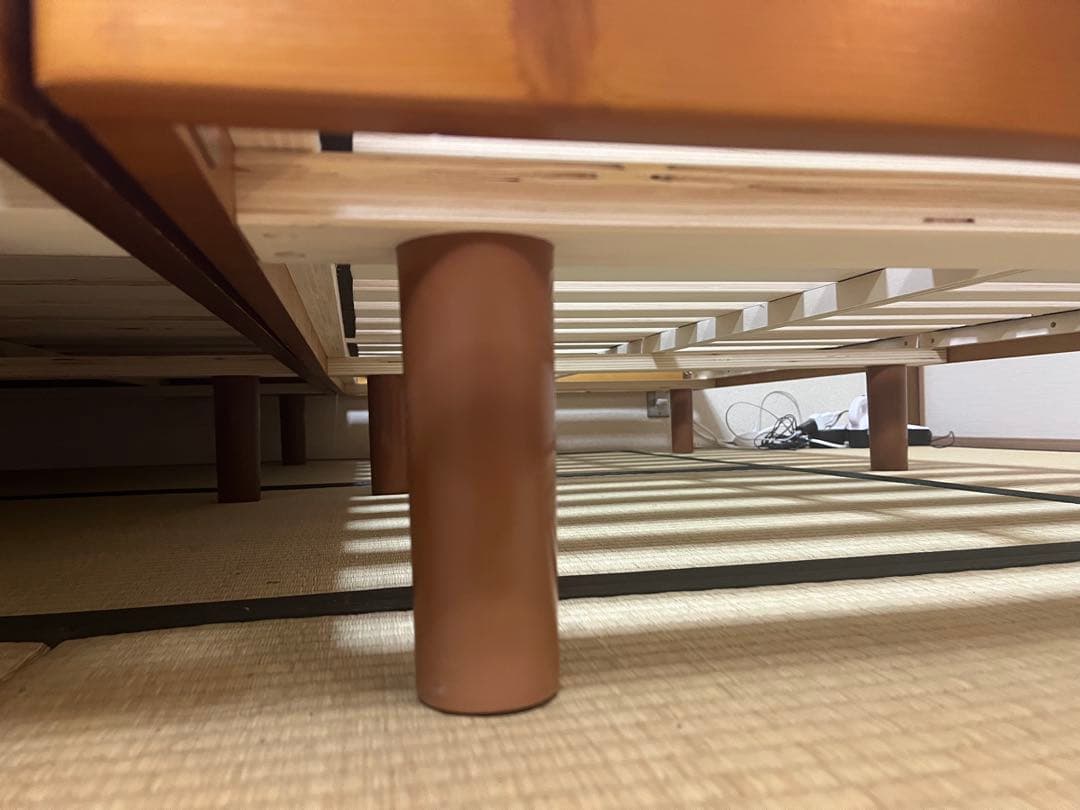 シングル 脚付き　天然すのこベッド
