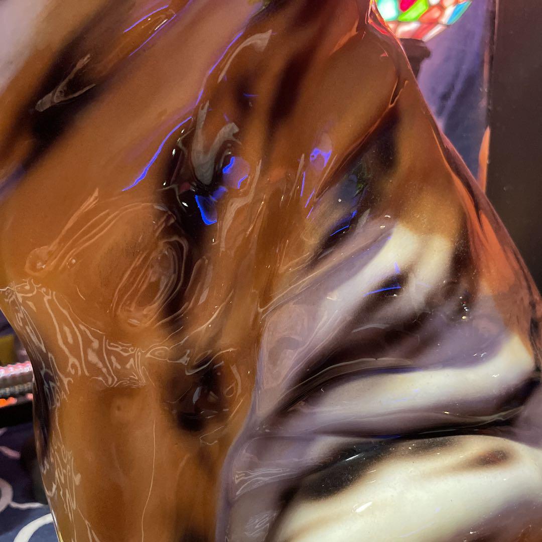 虎のオブジェ　とらの陶器　置物