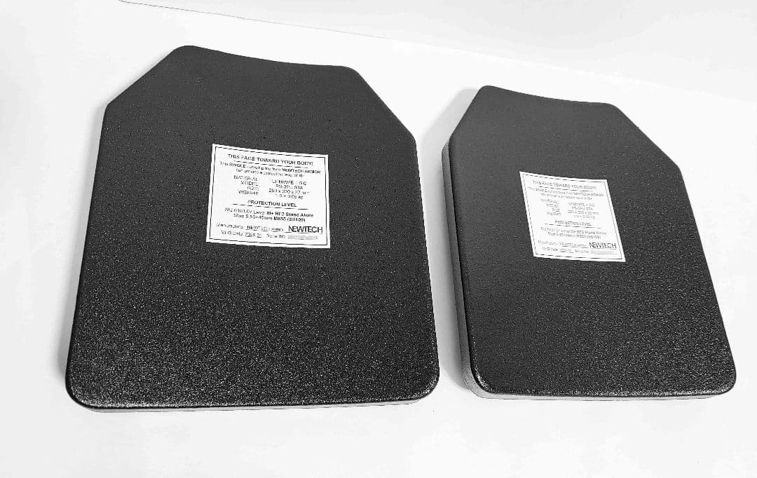 NIJ III+ レベル3+ 防弾プレート Mサイズ 2枚 使用寿命20年 - メルカリ