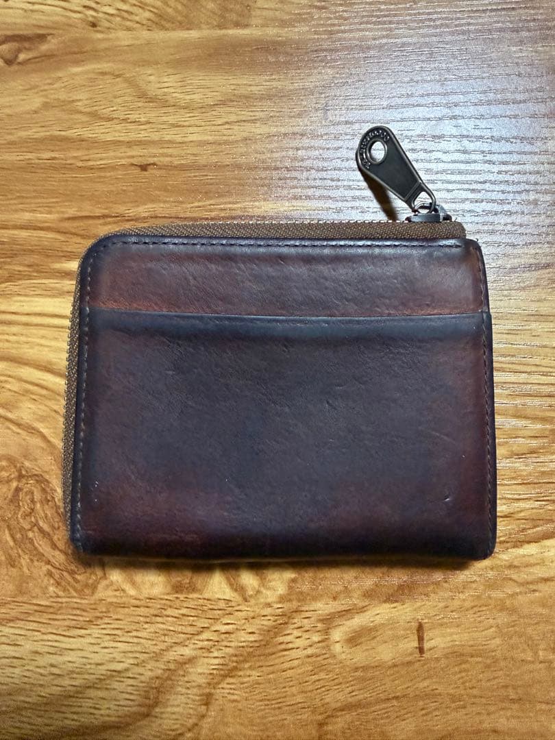 ココマイスター コンパクト財布 ブラウン