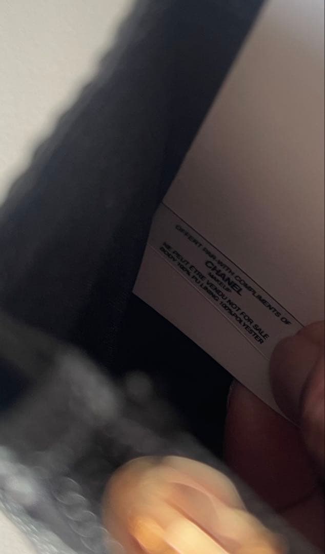 CHANEL ブラックショルダーバッグ キルティング