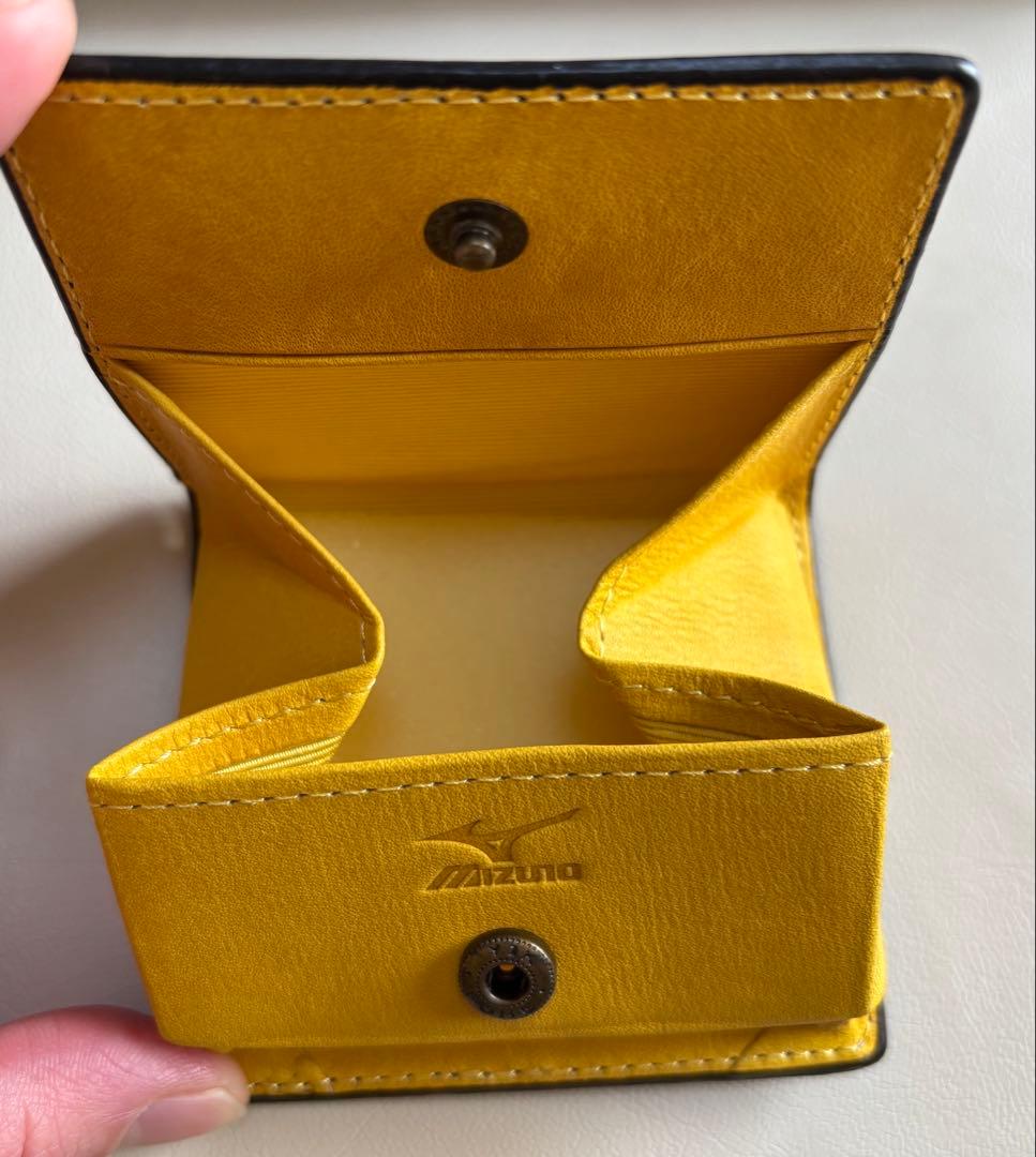 【阪神タイガースファンクラブ限定グッズ】ケース・名刺入れ・財布の3点セット