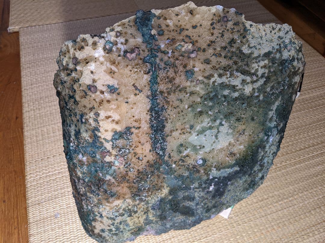 超特大 アメジスト 原石 天然石 サイト内で一番大きなアメジスト