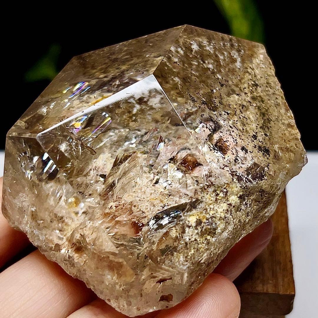 ガーデンクォーツ　庭園水晶　原石　水晶　フリーフォーム　天然石　置物【超高品質】