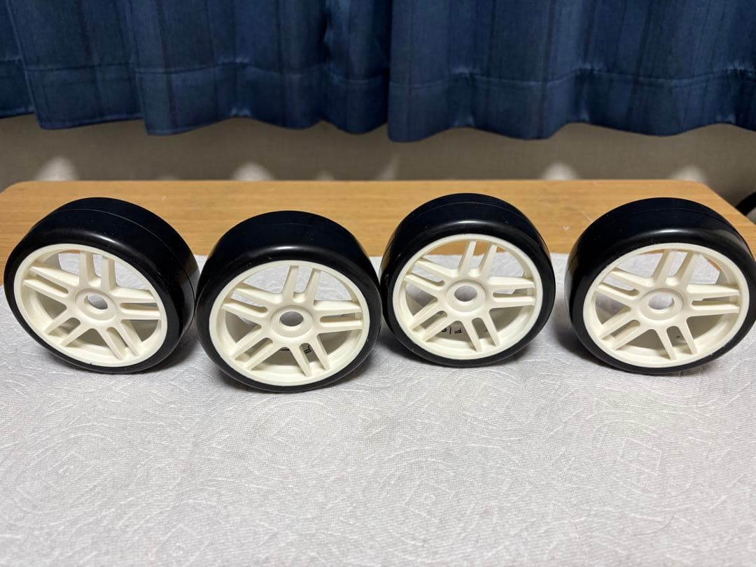 1/8 京商 インファーノGT2 GT3 タイヤホイール