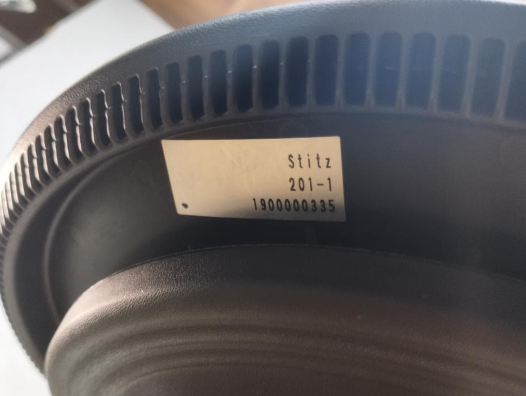 K◇1079 Wilkhahn ハーフシーティングチェア Stitz コルク