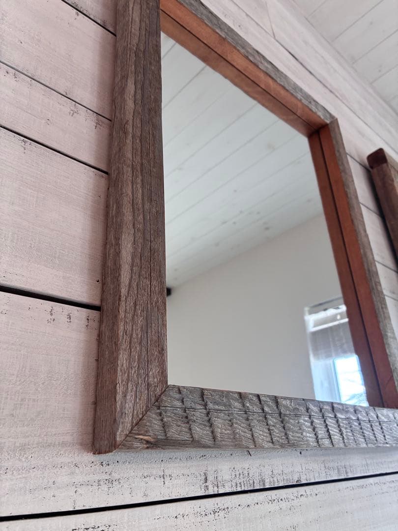 【大】海辺の塩風と太陽で天然エイジングされた無垢古木を使った壁掛けミラーNO.2