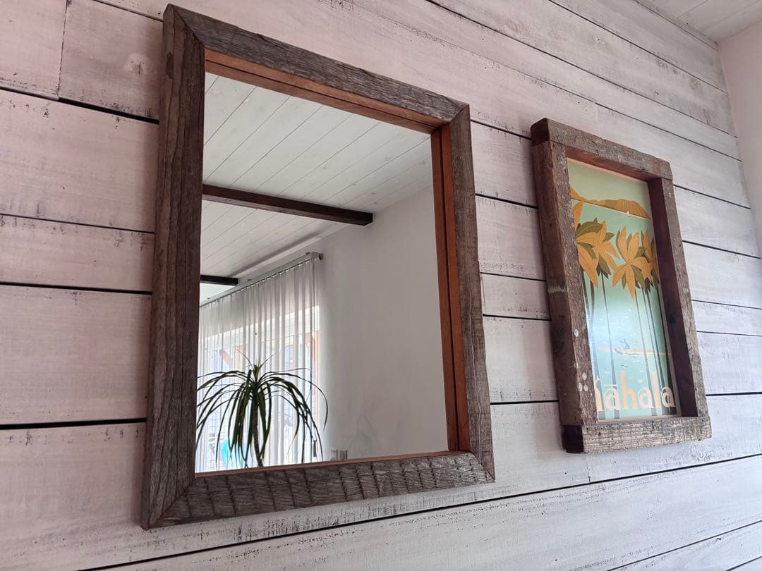 【大】海辺の塩風と太陽で天然エイジングされた無垢古木を使った壁掛けミラーNO.2