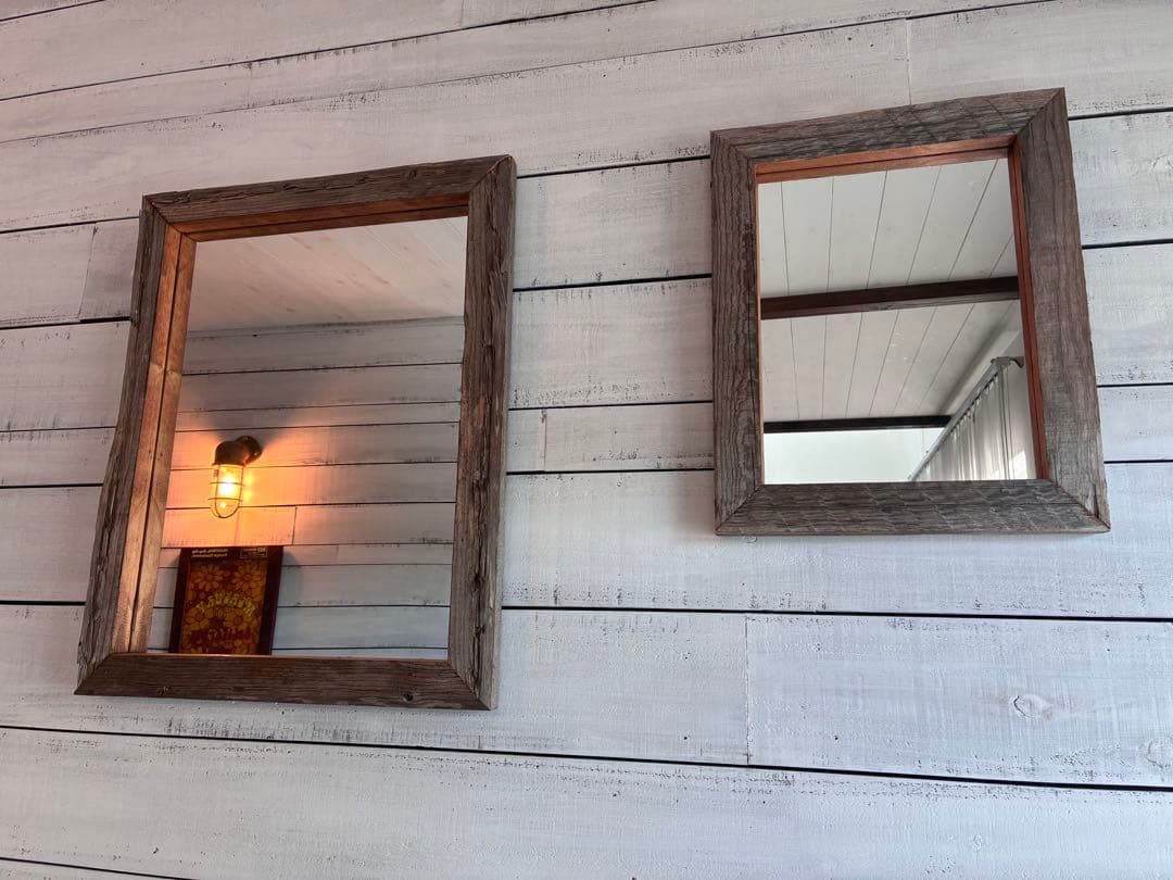 【大】海辺の塩風と太陽で天然エイジングされた無垢古木を使った壁掛けミラーNO.2