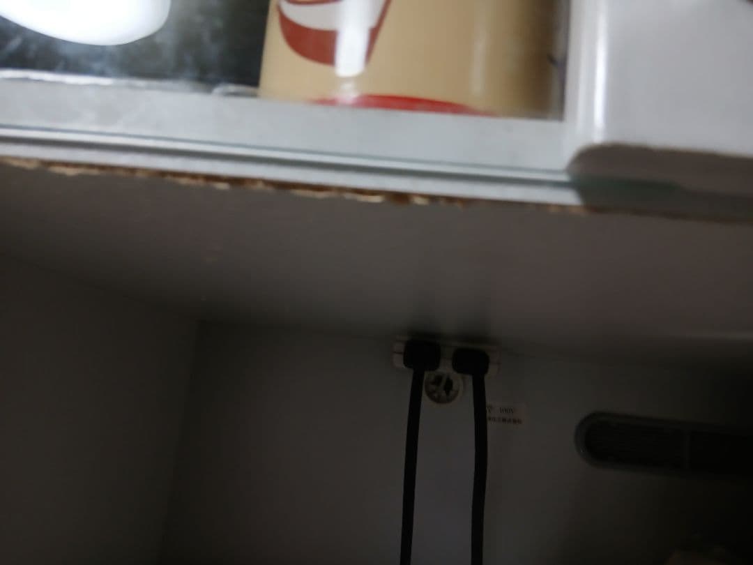 ホワイトキッチン収納キャビネット