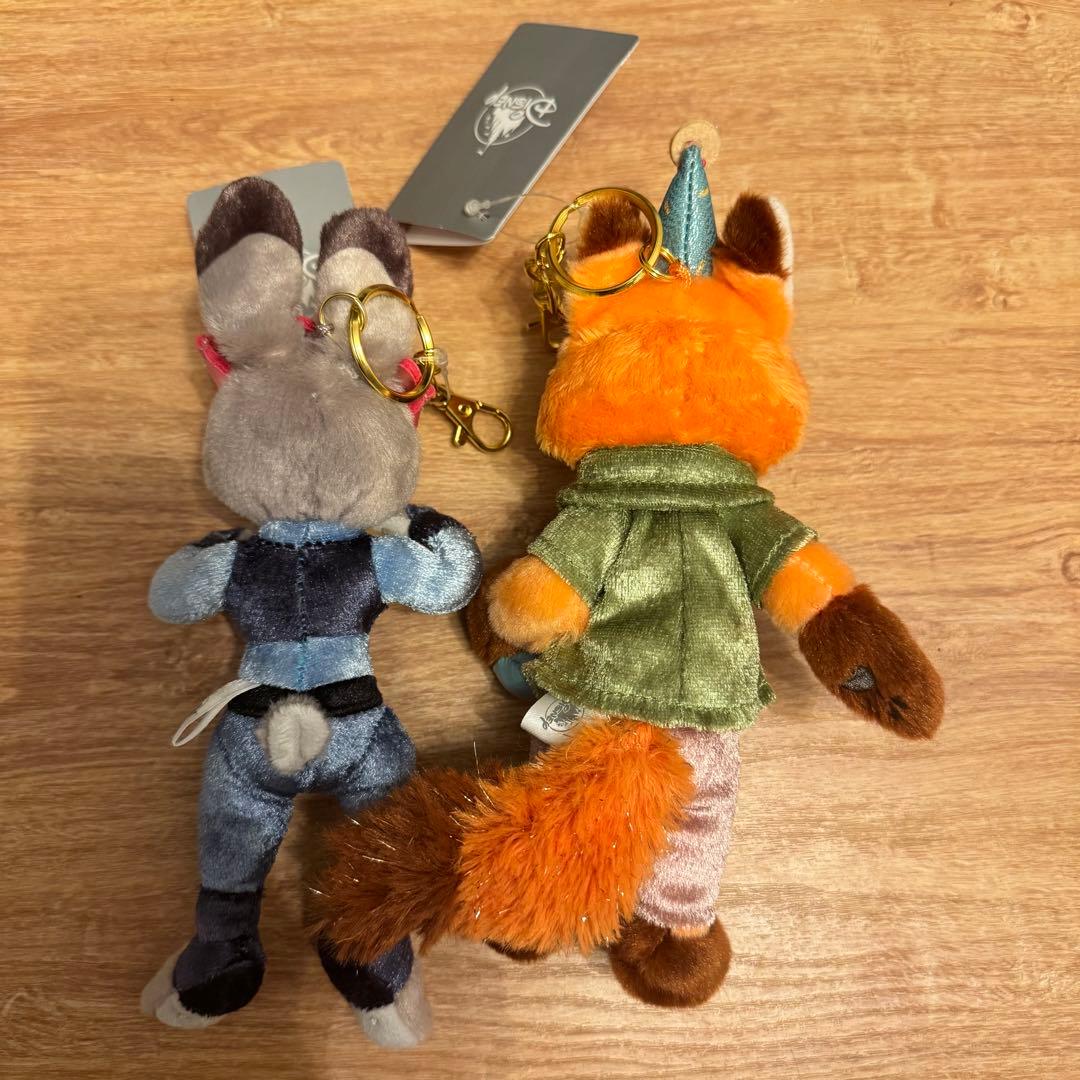 ディズニーストア ズートピア 10th ぬいぐるみキーチェーン ニック