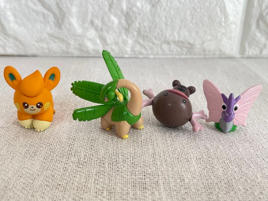 ポケモン　46個　まとめ売り　モンコレ　ゲットコレクション　メタモン　リザードン