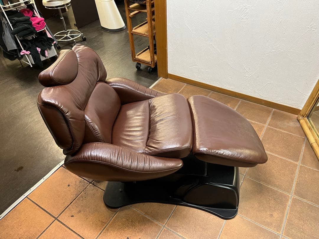 タカラベルモントチェア