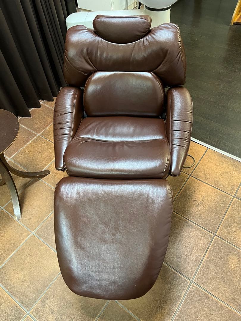 タカラベルモントチェア