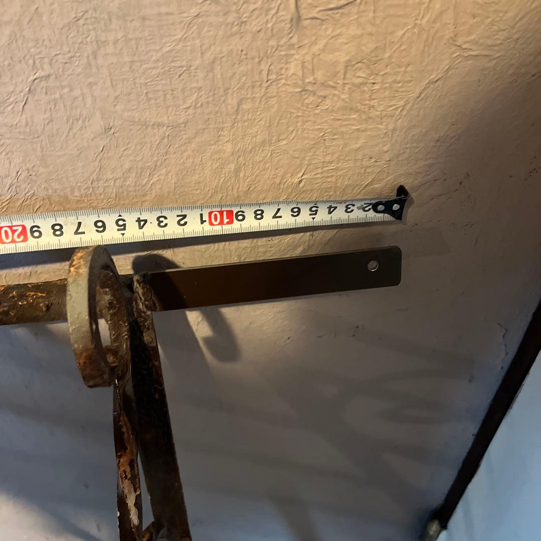 大きな変わった形のアンティークのアイアン＊ガーデニングにぴったり