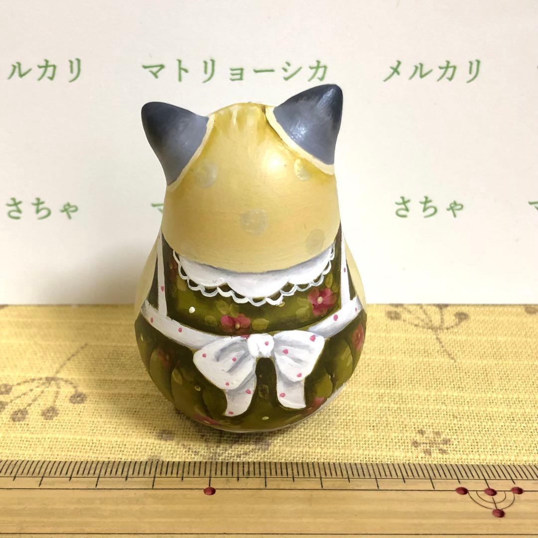 マトリョーシカ　おきあがりこぼし　スヴェトラーナ・ニコラエヴァ　猫　ロシア