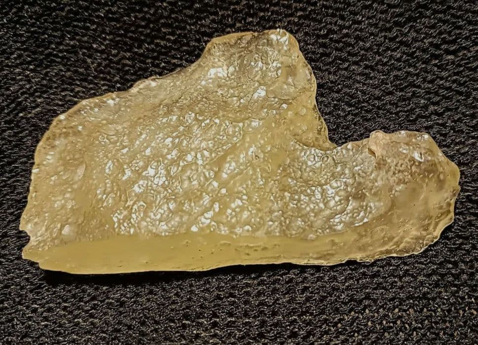 【美品 高品質】リビアングラス 原石　ラフ　高品質　インパクトガラス