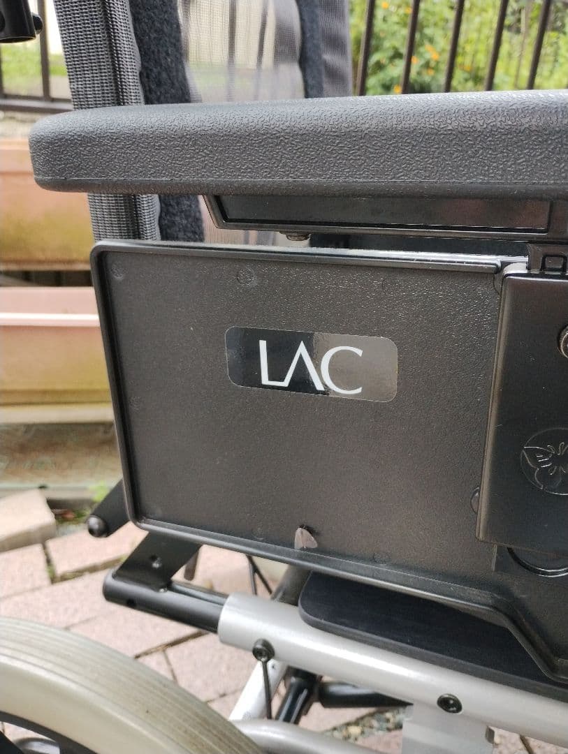 介護用車椅子 Netti 4U CE Plus リクライニング ティルト 可能