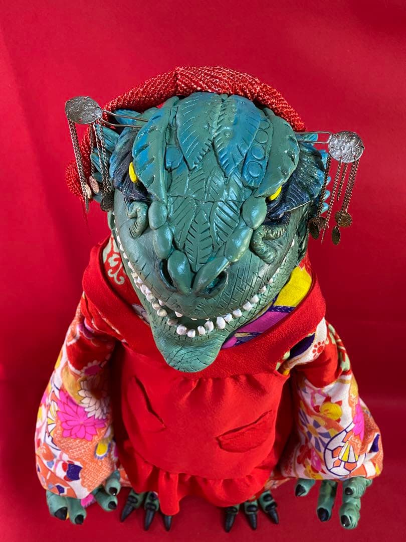 怪獣ドラゴン着物姿