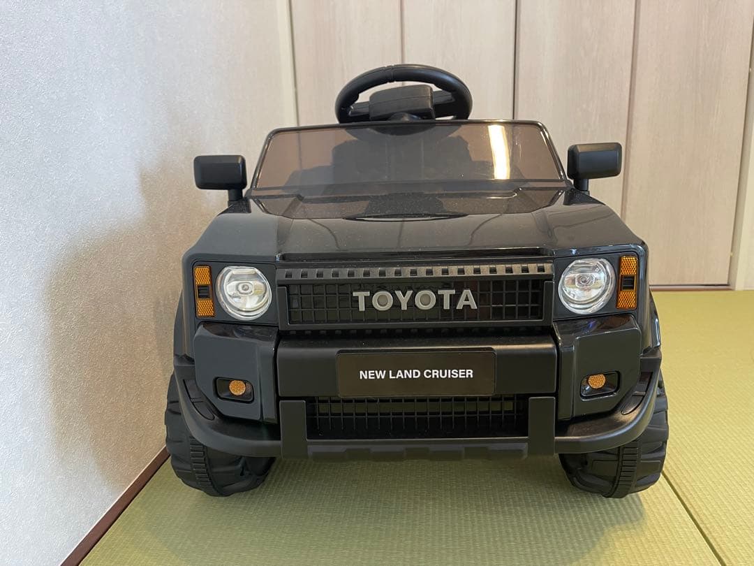 乗用ラジコン　TOYOTA　ランクル