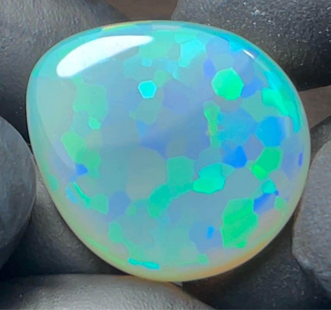 ◆極美◆16.870ct エチオピアオパール 宝石 ジュエリー パワーストーン