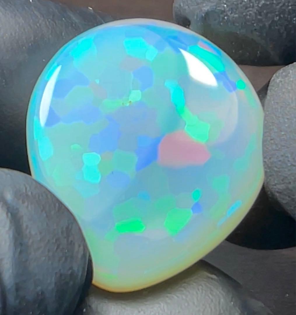 ◆極美◆16.870ct エチオピアオパール 宝石 ジュエリー パワーストーン