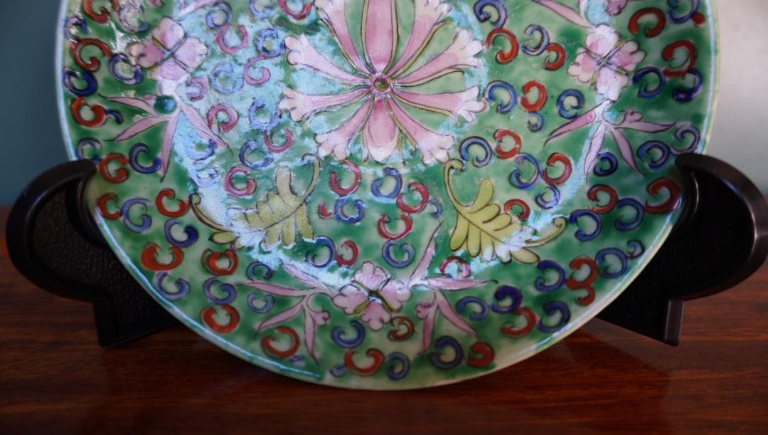 中国清朝の皿、粉彩塗 緑