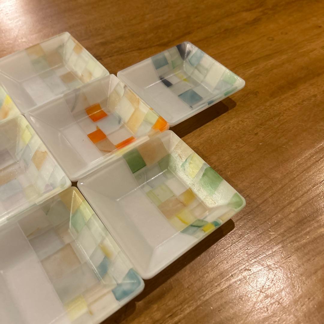 藤本咲　乳白パッチワークガラス皿　10枚