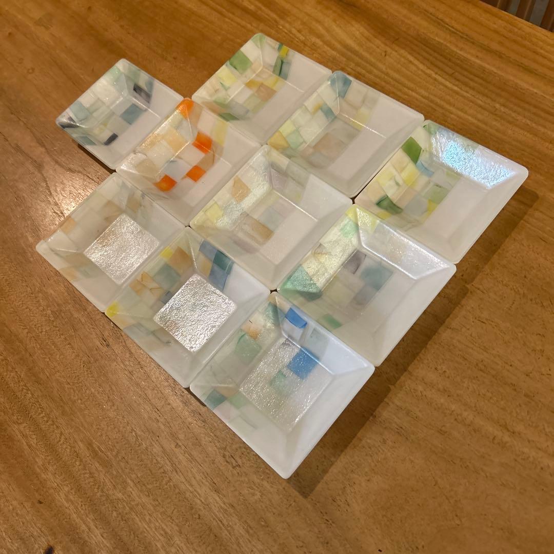 藤本咲　乳白パッチワークガラス皿　10枚