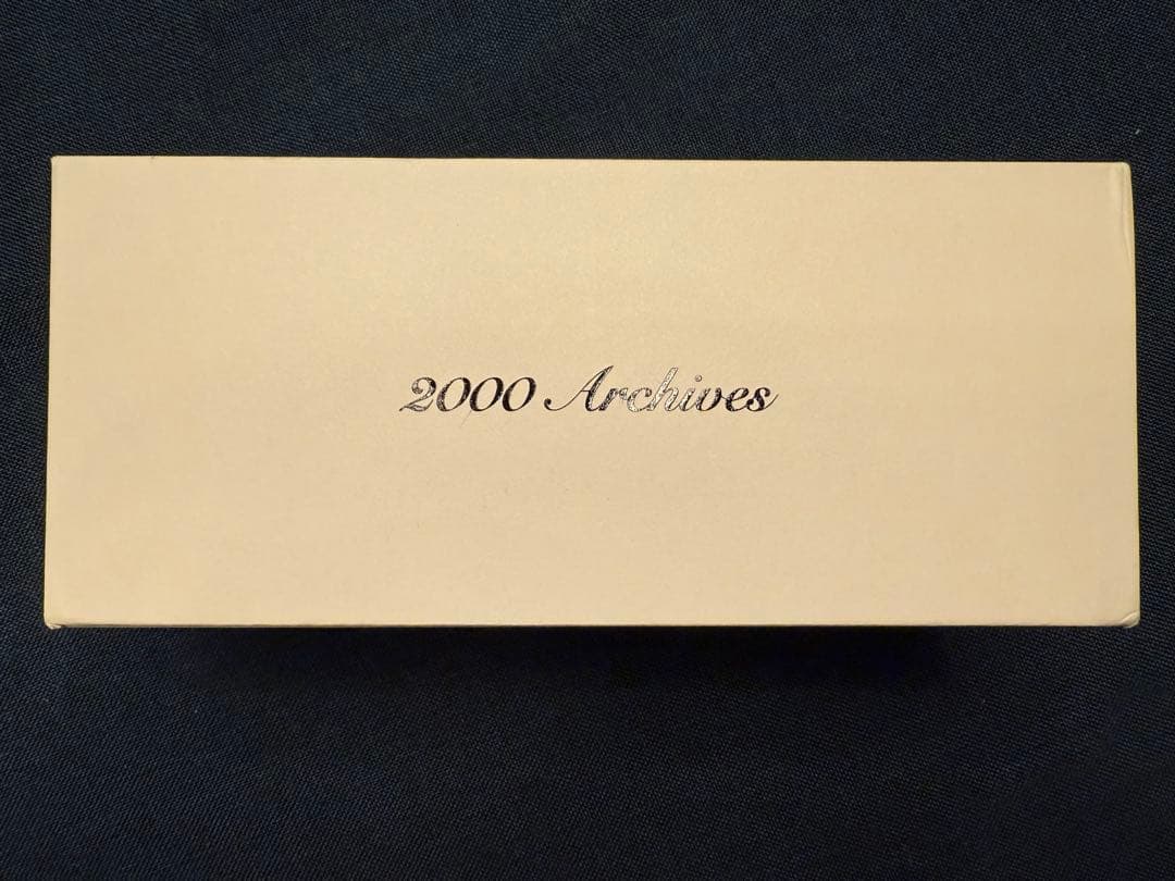 . 【新品・付属品全付帯】 2000archives litmus