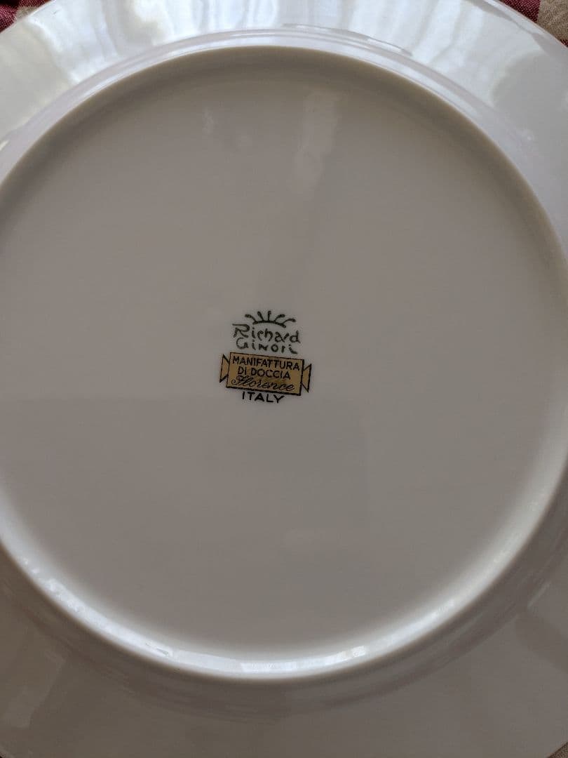 リチャード・ジノリ　プリマベーラ　お値下げ‼️クリスマスにいかがですか？