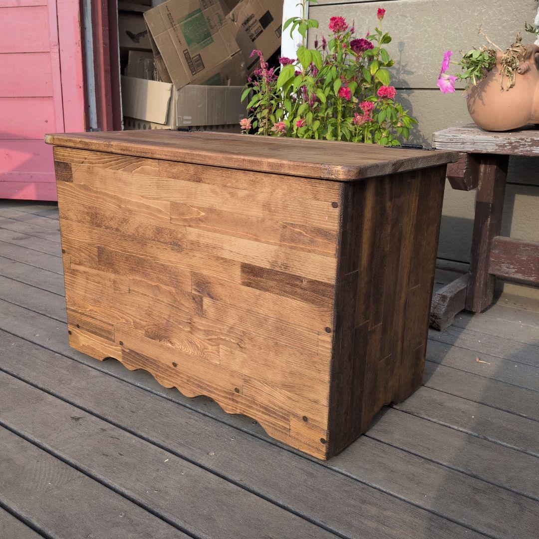 波型デザイン収納テーブル